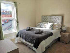 Douglas House, near Hospital, attractive and comfy 2 bedroom House with enclosed yard to rear
